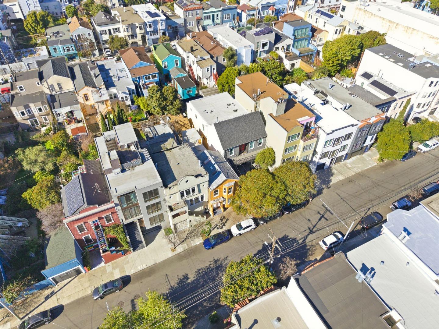 Detail Gallery Image 6 of 14 For 1270 Hampshire St, San Francisco,  CA 94110 - – Beds | – Baths