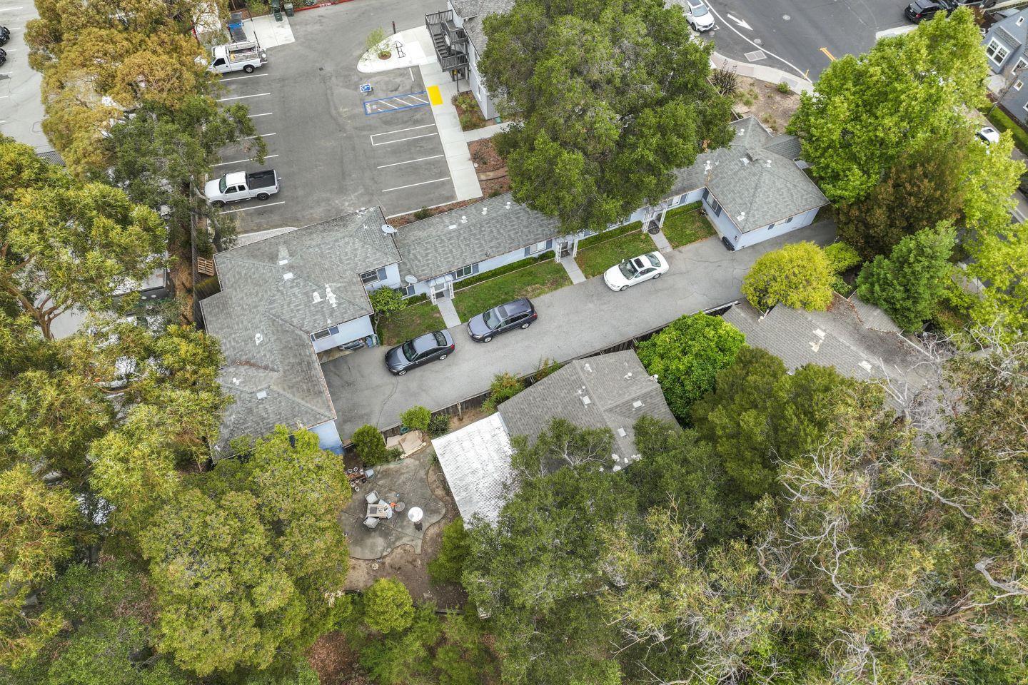 Detail Gallery Image 11 of 32 For 1220 Sixth Ave, Belmont,  CA 94002 - – Beds | – Baths