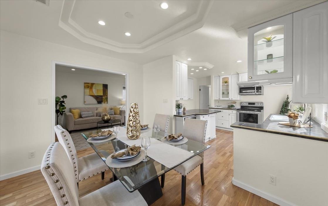 Detail Gallery Image 13 of 54 For 3393 Kathleen St, San Jose,  CA 95124 - 5 Beds | 3 Baths