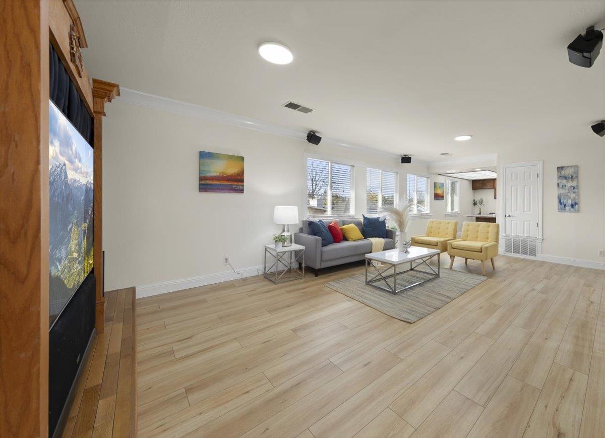 Detail Gallery Image 29 of 54 For 3393 Kathleen St, San Jose,  CA 95124 - 5 Beds | 3 Baths