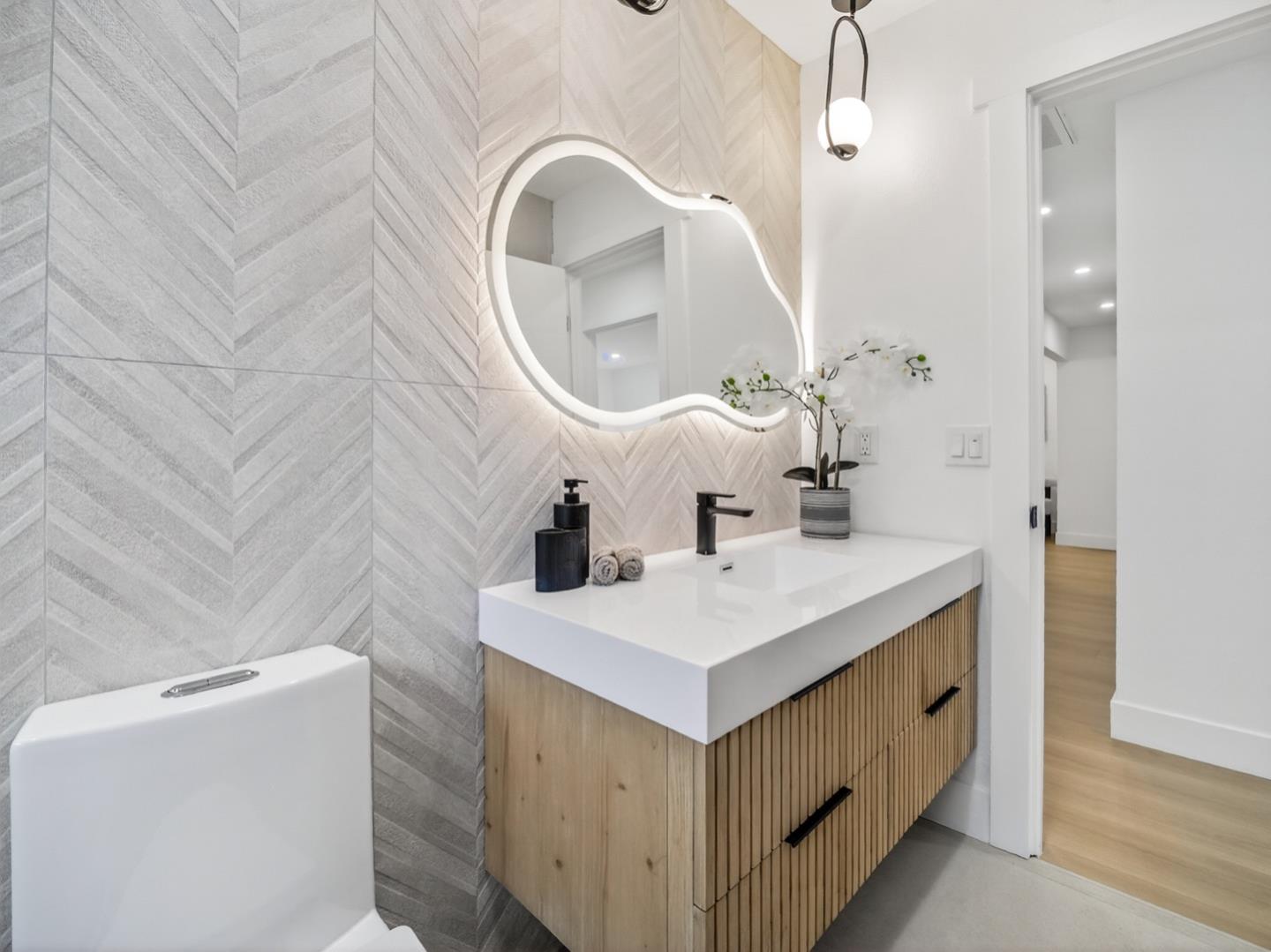 Detail Gallery Image 28 of 46 For 1531 Carmel Dr, San Jose,  CA 95125 - 4 Beds | 2/1 Baths