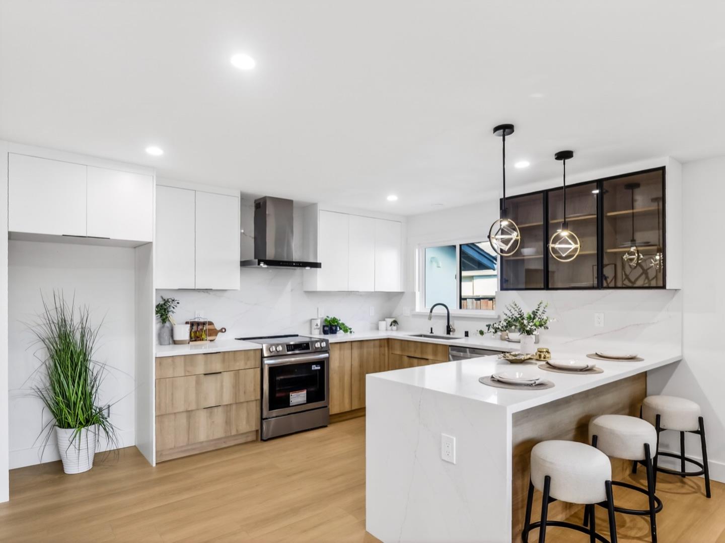 Detail Gallery Image 7 of 26 For 1322 Becket Dr, San Jose,  CA 95121 - 3 Beds | 2 Baths