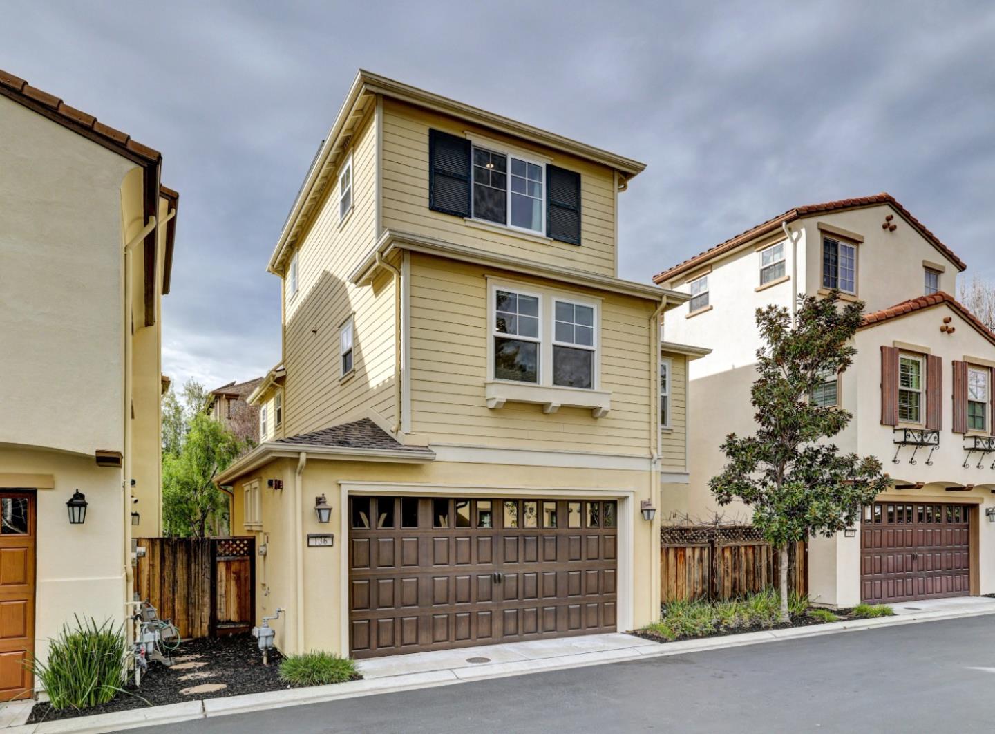Detail Gallery Image 2 of 57 For 136 Avellino Way, Mountain View,  CA 94043 - 4 Beds | 3/1 Baths