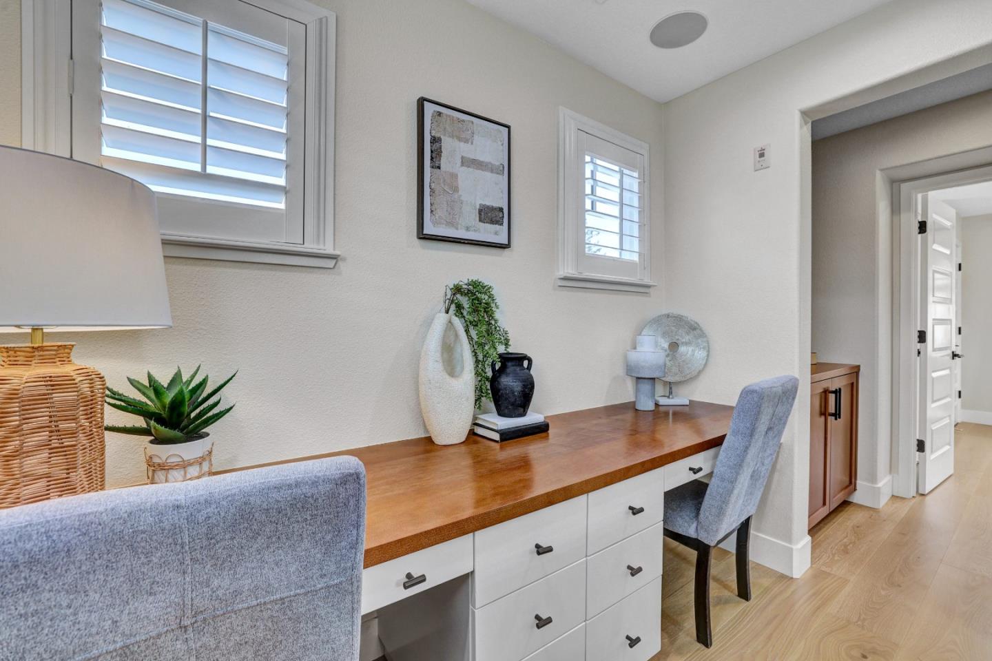 Detail Gallery Image 34 of 57 For 136 Avellino Way, Mountain View,  CA 94043 - 4 Beds | 3/1 Baths