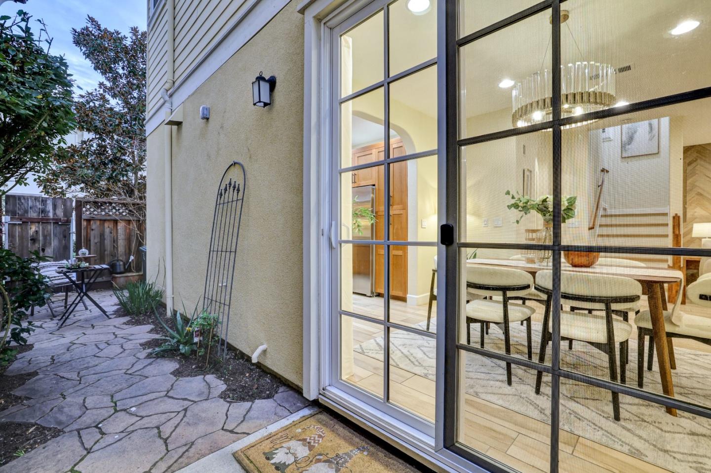 Detail Gallery Image 45 of 57 For 136 Avellino Way, Mountain View,  CA 94043 - 4 Beds | 3/1 Baths