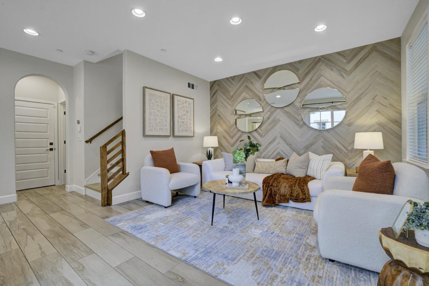 Detail Gallery Image 5 of 57 For 136 Avellino Way, Mountain View,  CA 94043 - 4 Beds | 3/1 Baths