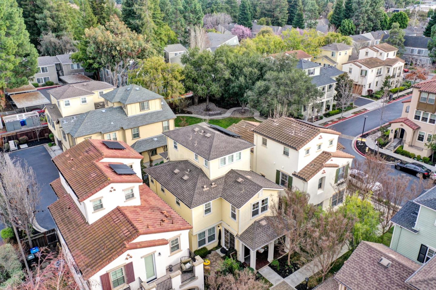 Detail Gallery Image 53 of 57 For 136 Avellino Way, Mountain View,  CA 94043 - 4 Beds | 3/1 Baths