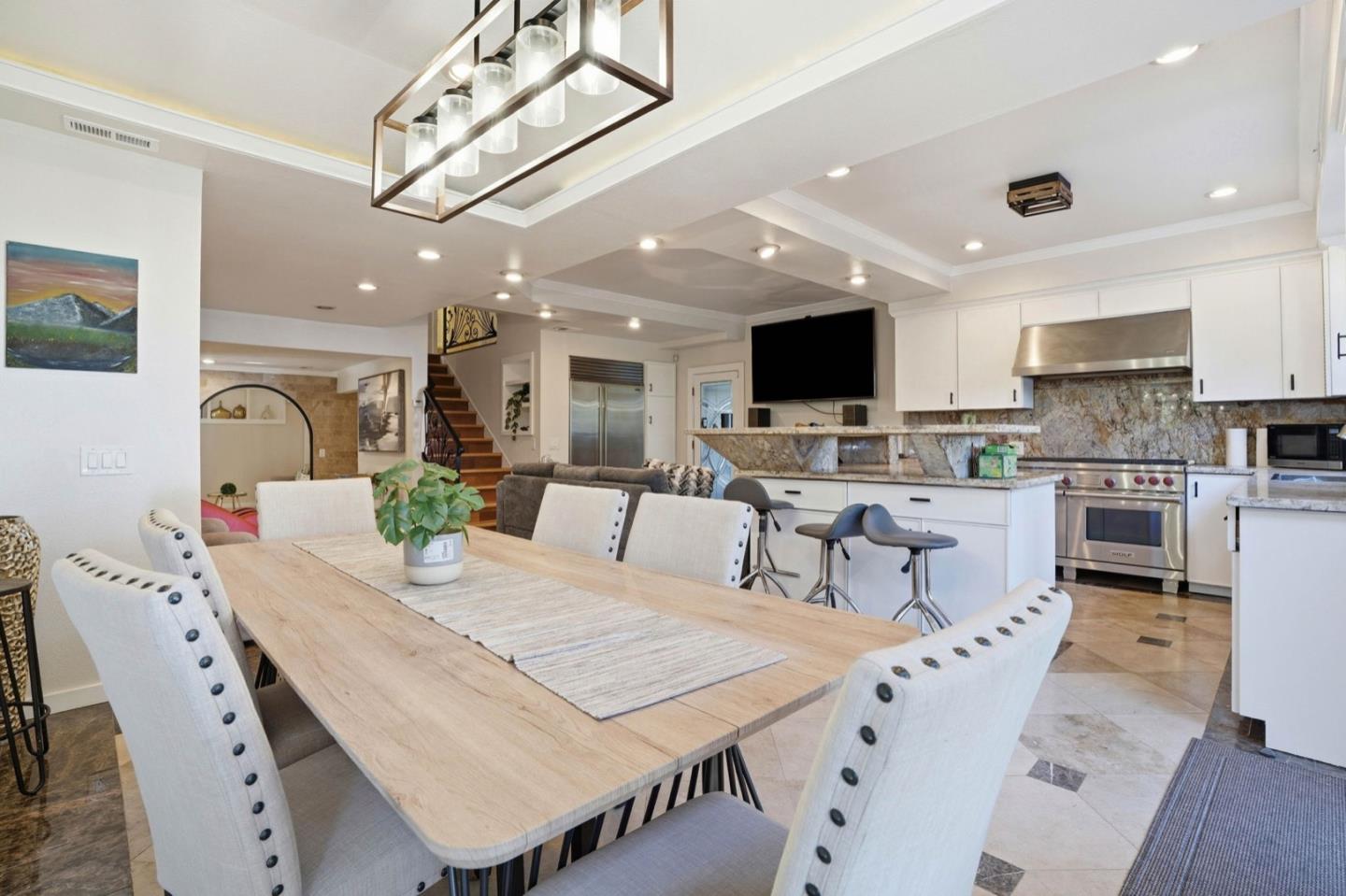 Detail Gallery Image 12 of 39 For 26 Big Tree Rd, Woodside,  CA 94062 - 3 Beds | 2 Baths