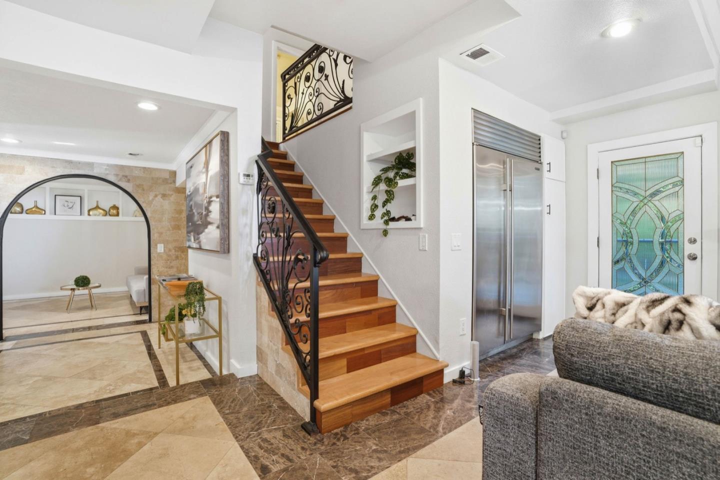 Detail Gallery Image 13 of 39 For 26 Big Tree Rd, Woodside,  CA 94062 - 3 Beds | 2 Baths