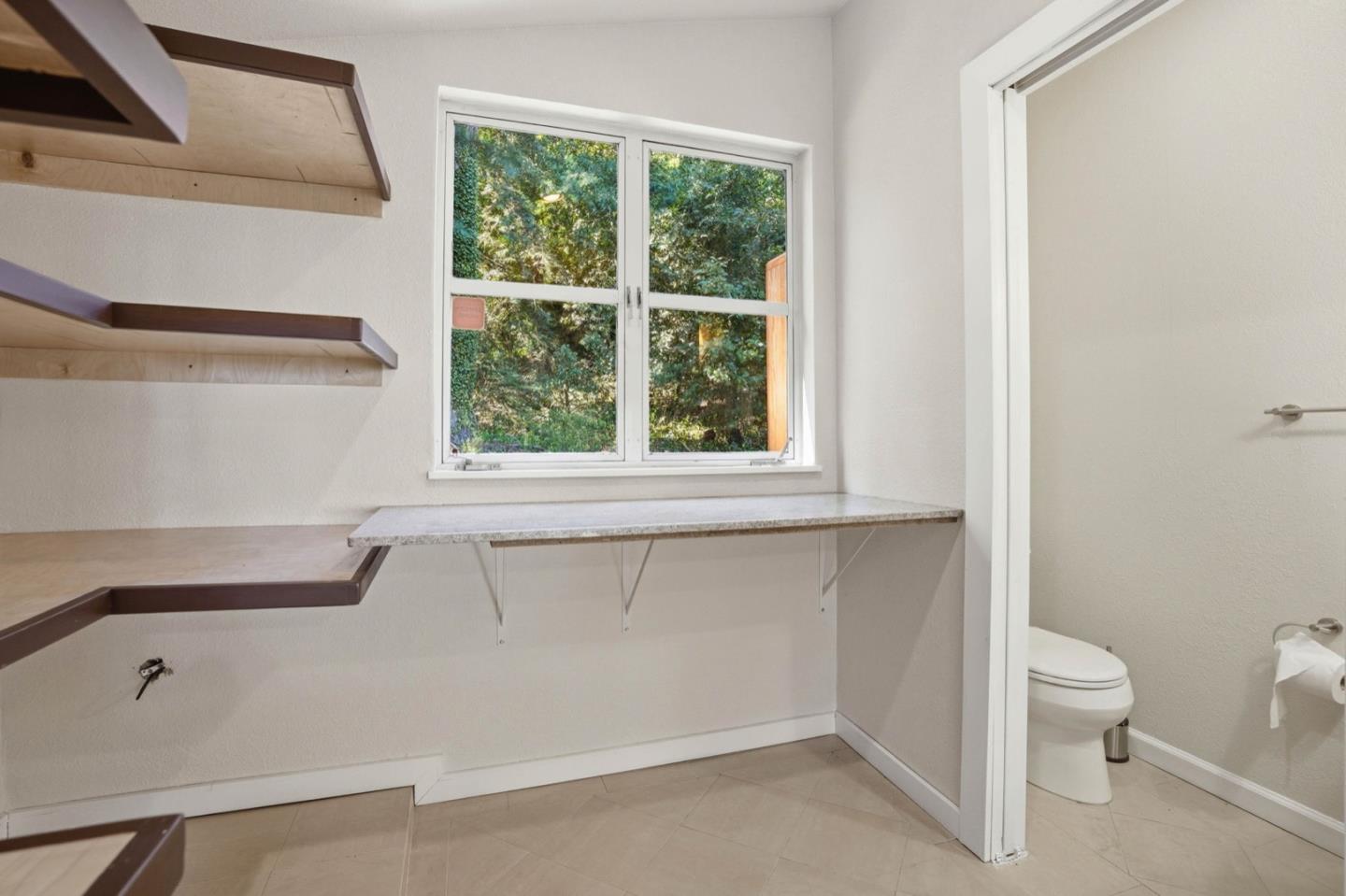 Detail Gallery Image 18 of 39 For 26 Big Tree Rd, Woodside,  CA 94062 - 3 Beds | 2 Baths