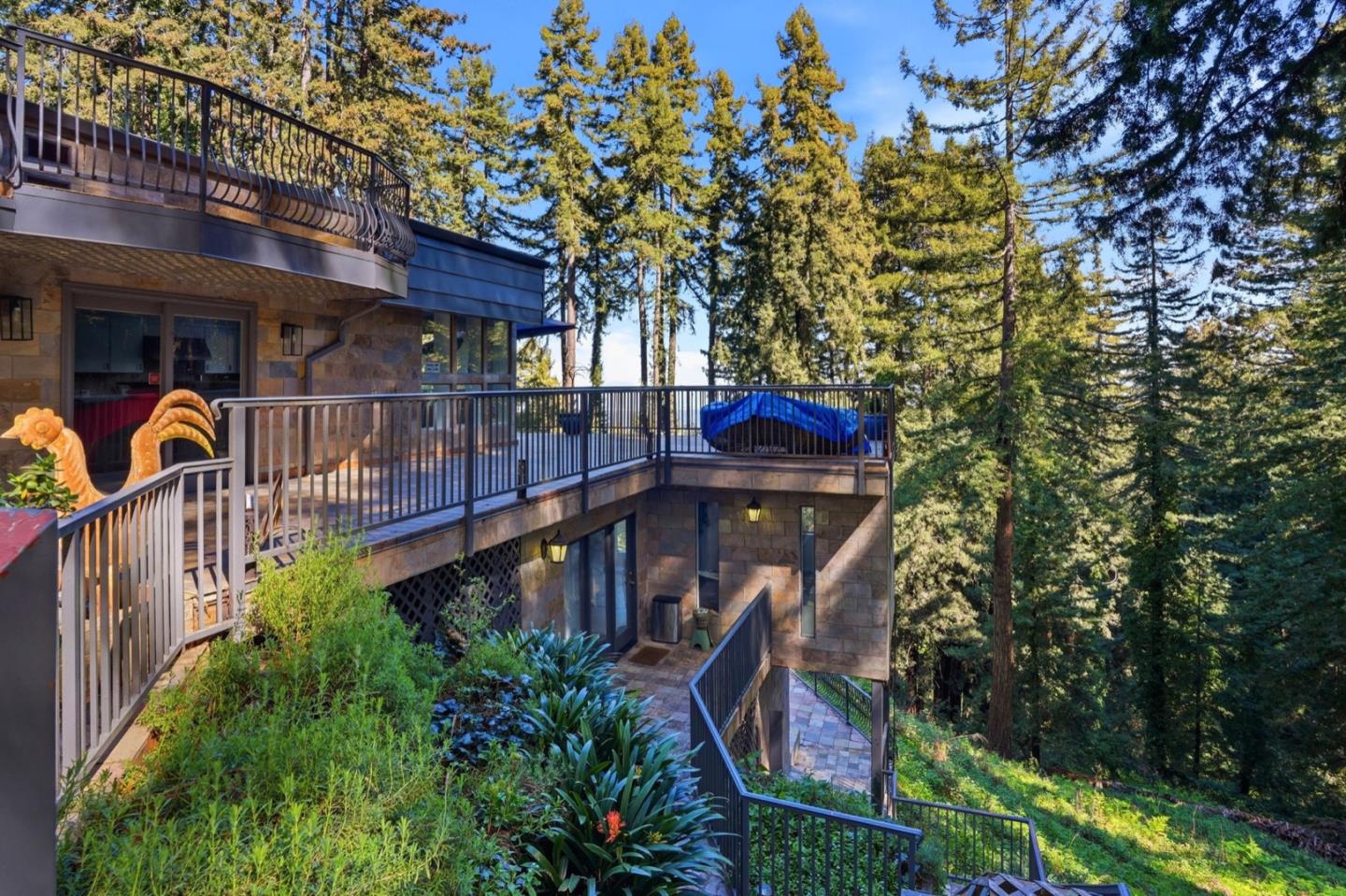 Detail Gallery Image 38 of 39 For 26 Big Tree Rd, Woodside,  CA 94062 - 3 Beds | 2 Baths