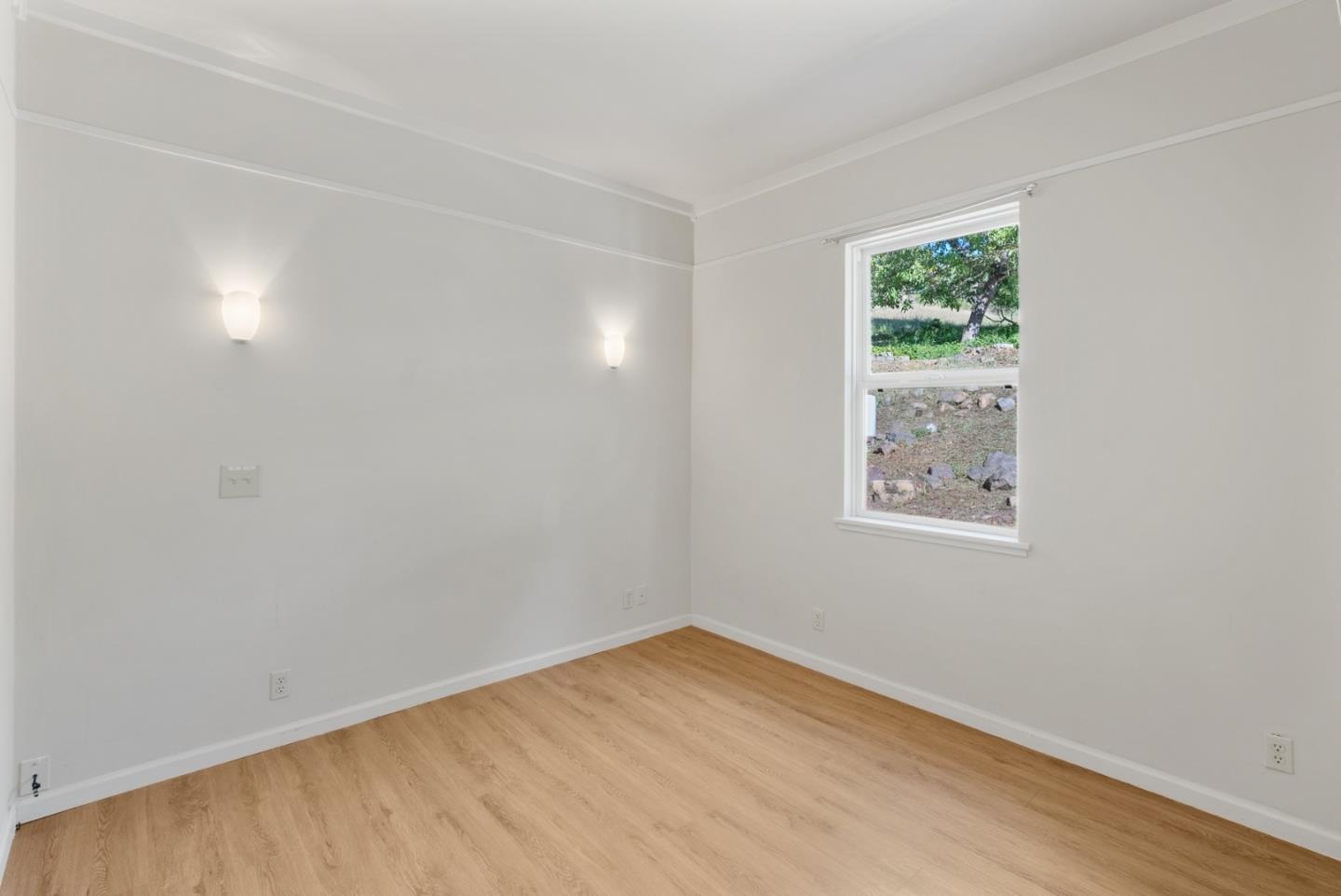 Detail Gallery Image 21 of 70 For 50 Ocean View Rd, Los Gatos,  CA 95033 - 2 Beds | 1/1 Baths