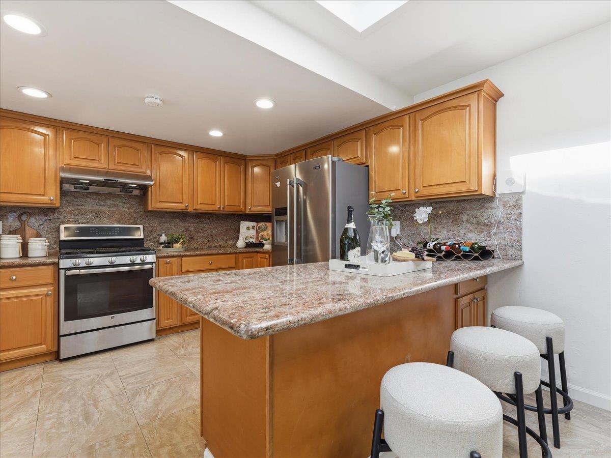 Detail Gallery Image 10 of 37 For 34803 Hollyhock St, Union City,  CA 94587 - 4 Beds | 2 Baths