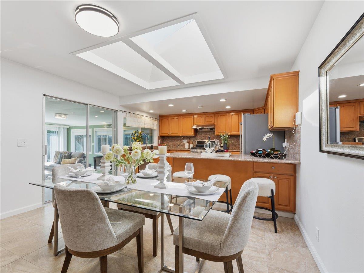 Detail Gallery Image 14 of 37 For 34803 Hollyhock St, Union City,  CA 94587 - 4 Beds | 2 Baths