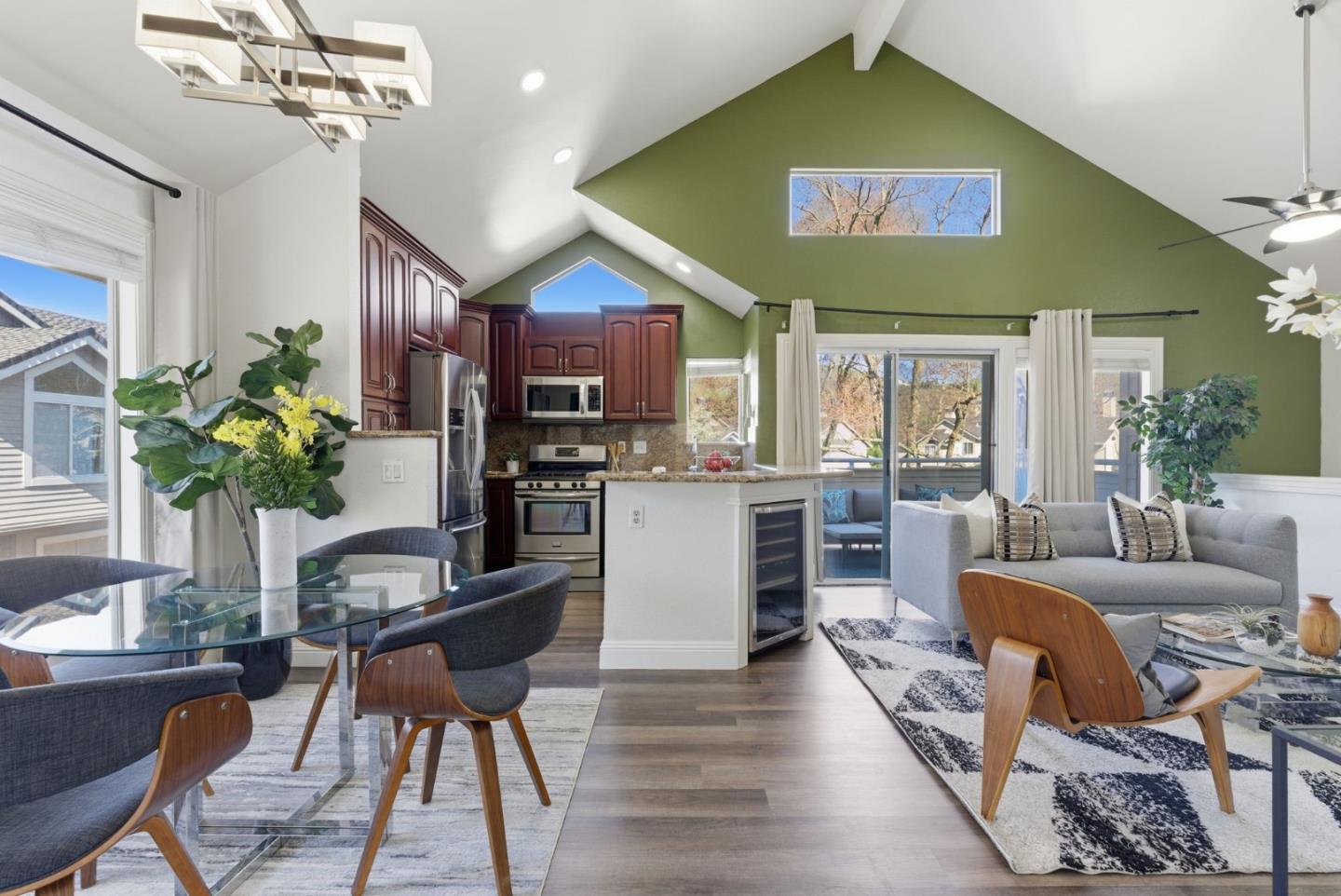 Detail Gallery Image 17 of 48 For 301 Boatswain Ct, Hercules,  CA 94547 - 2 Beds | 2 Baths