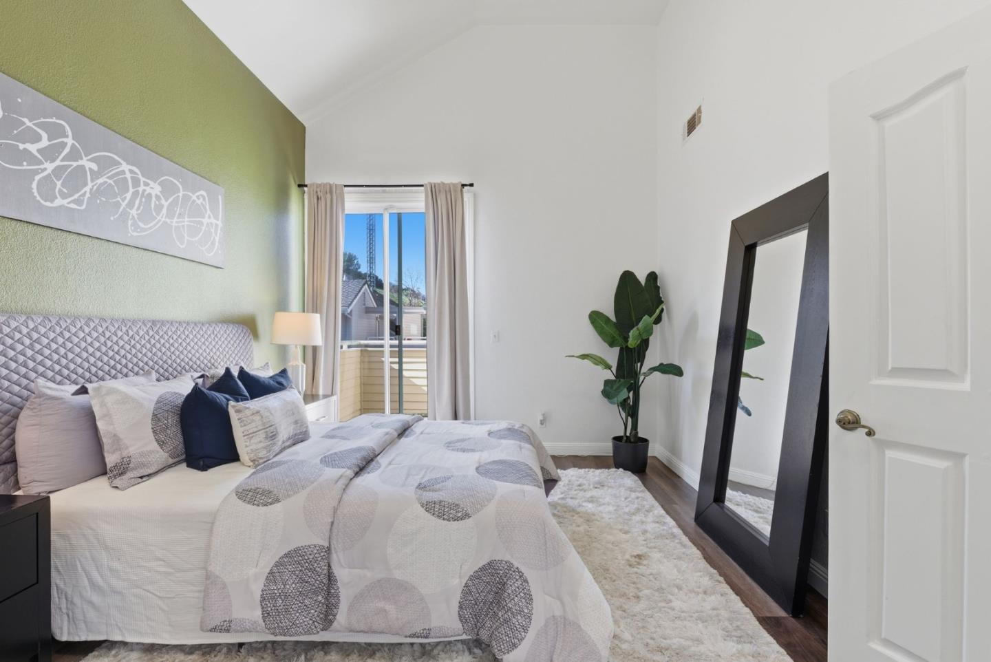 Detail Gallery Image 20 of 48 For 301 Boatswain Ct, Hercules,  CA 94547 - 2 Beds | 2 Baths