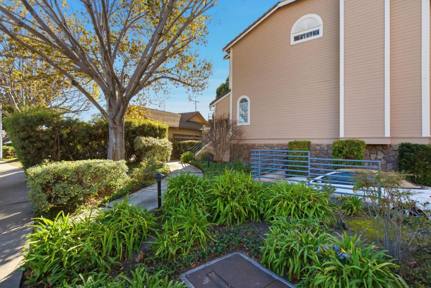 Detail Gallery Image 39 of 45 For 2434 Nobili Ave, Santa Clara,  CA 95051 - 3 Beds | 2/1 Baths