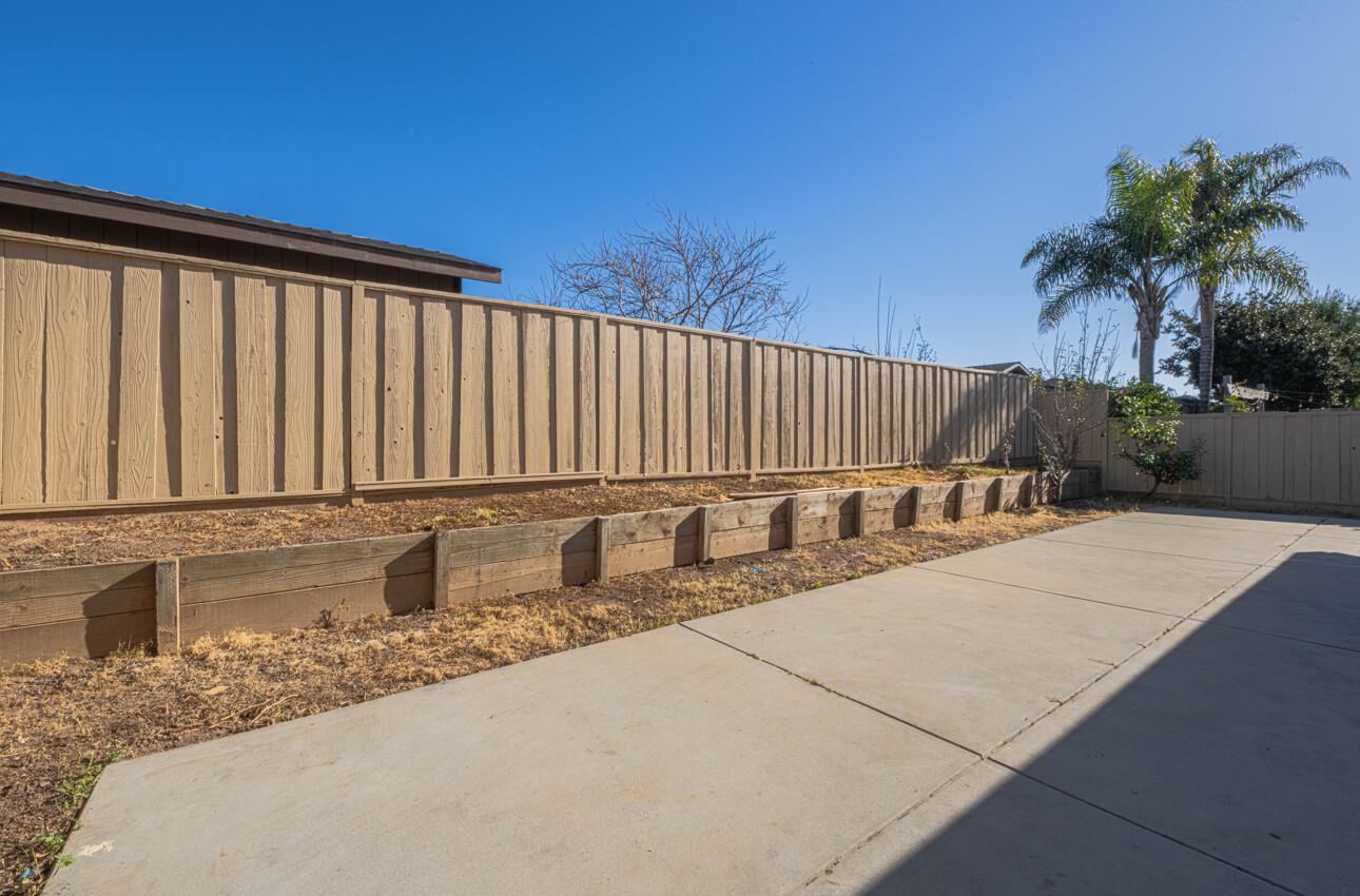 Detail Gallery Image 23 of 27 For 1838 Lancashire Dr, Salinas,  CA 93906 - 3 Beds | 2 Baths