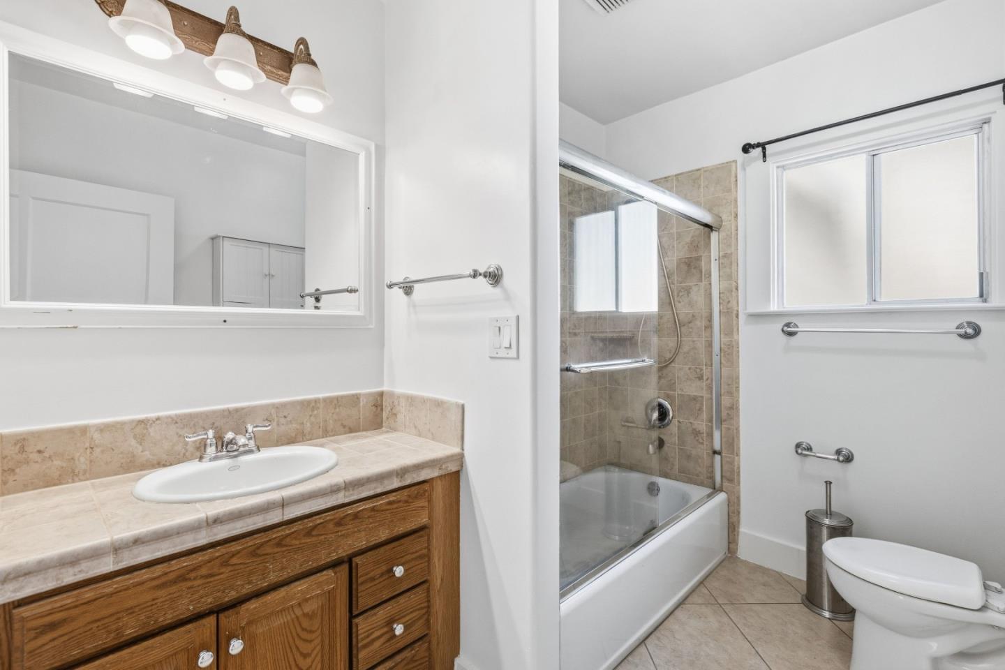 Detail Gallery Image 17 of 44 For 53 E 39th Ave, San Mateo,  CA 94403 - – Beds | – Baths