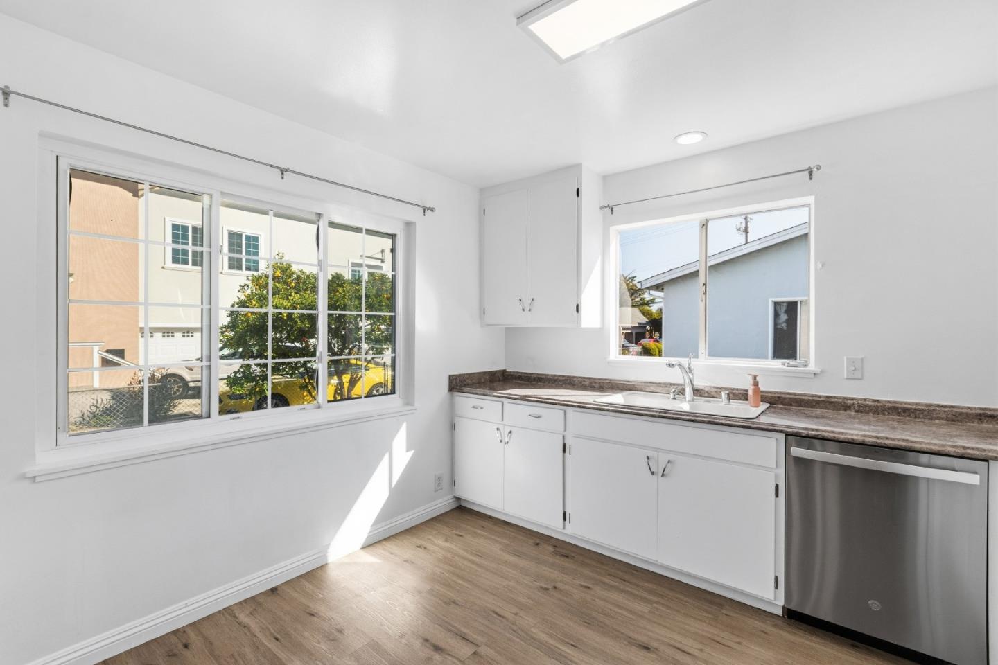 Detail Gallery Image 34 of 44 For 53 E 39th Ave, San Mateo,  CA 94403 - – Beds | – Baths