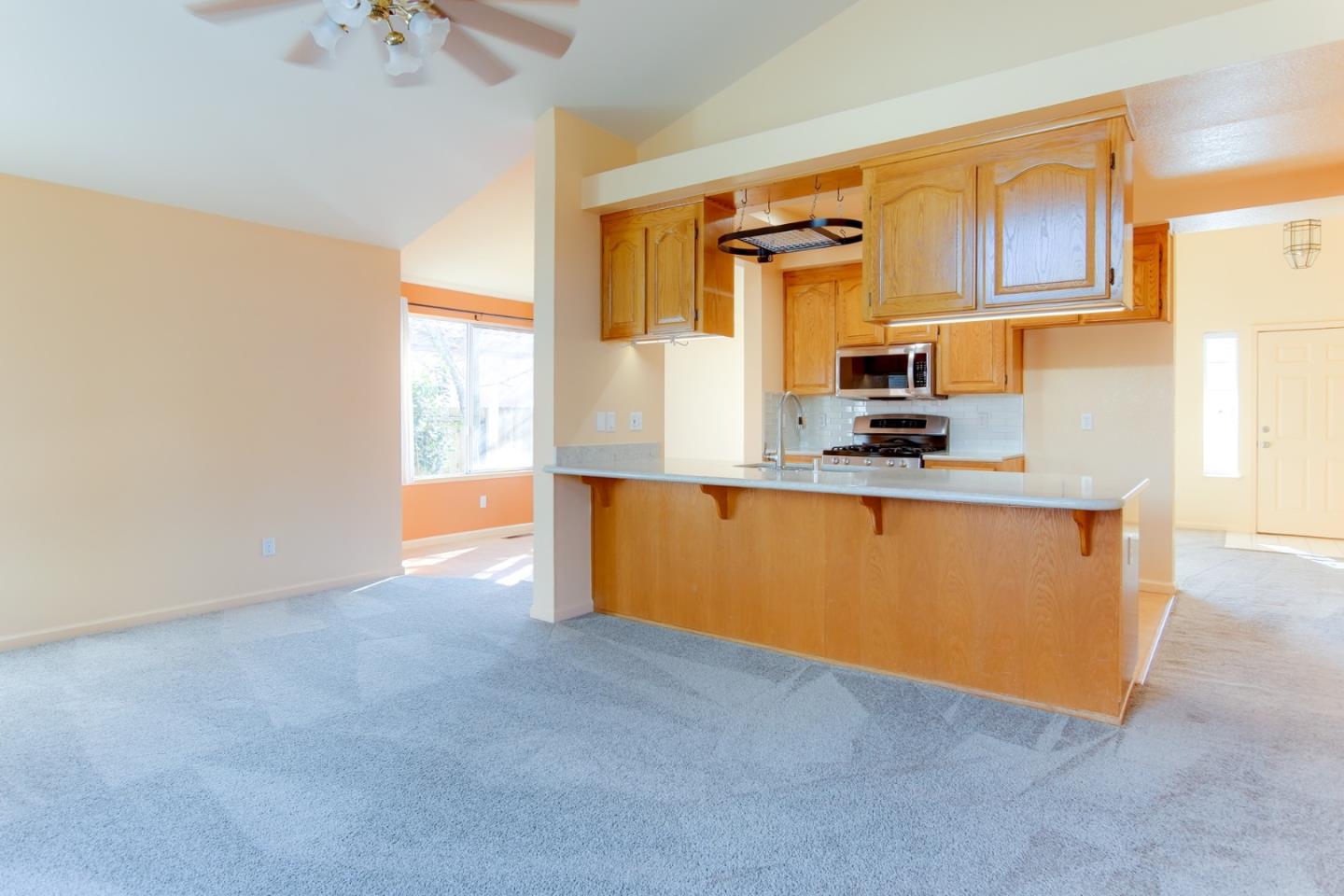 Detail Gallery Image 23 of 57 For 530 Chardonnay Way, Hollister,  CA 95023 - 3 Beds | 2 Baths