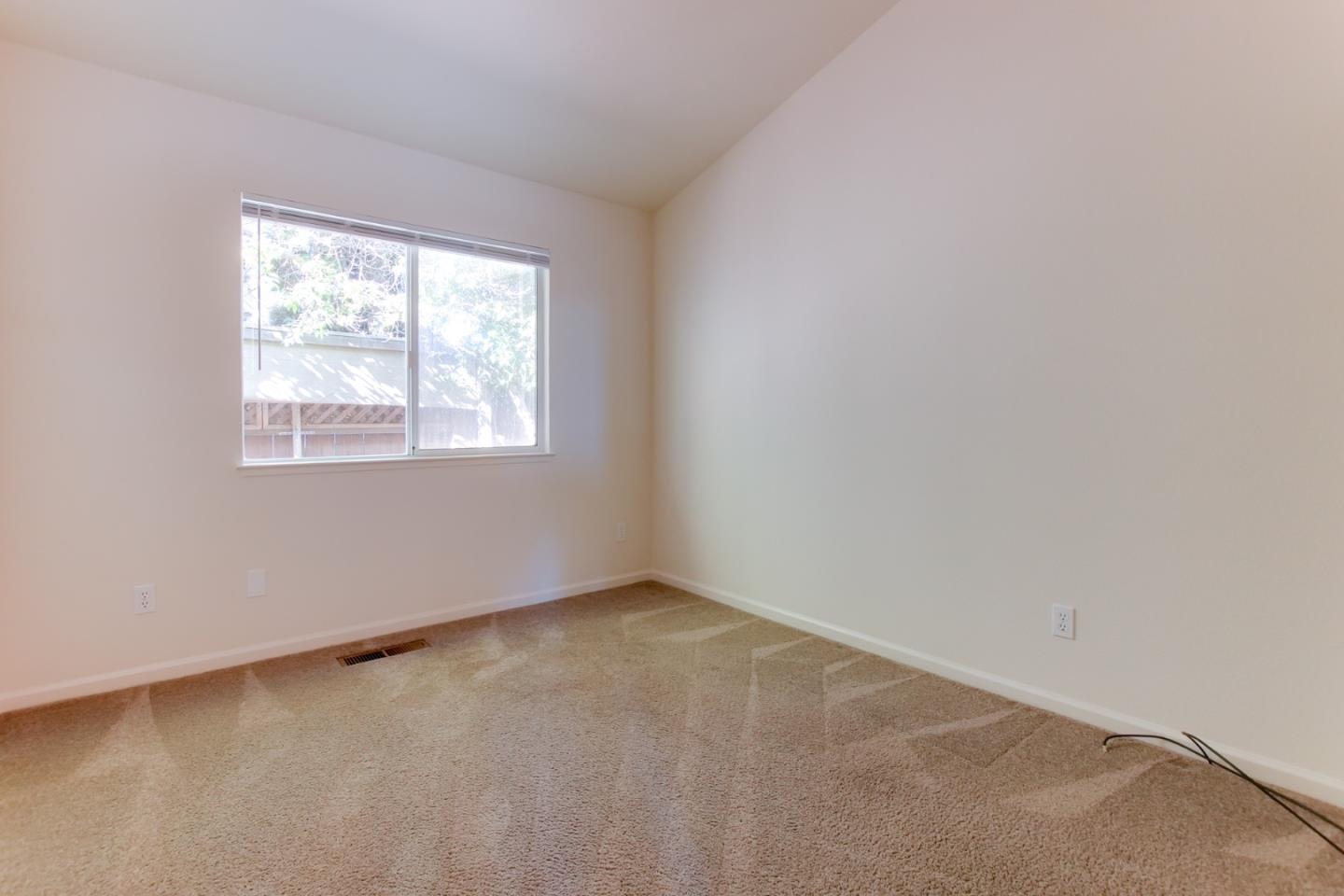 Detail Gallery Image 33 of 57 For 530 Chardonnay Way, Hollister,  CA 95023 - 3 Beds | 2 Baths