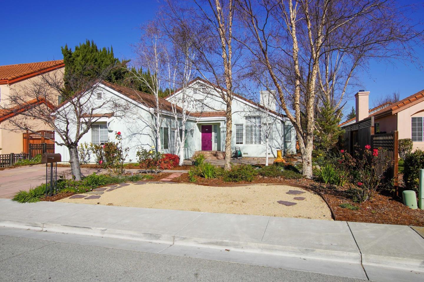 Detail Gallery Image 5 of 57 For 530 Chardonnay Way, Hollister,  CA 95023 - 3 Beds | 2 Baths