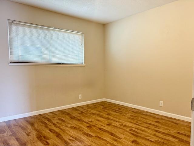 Detail Gallery Image 7 of 16 For 5047 Lapa Dr, San Jose,  CA 95129 - – Beds | – Baths