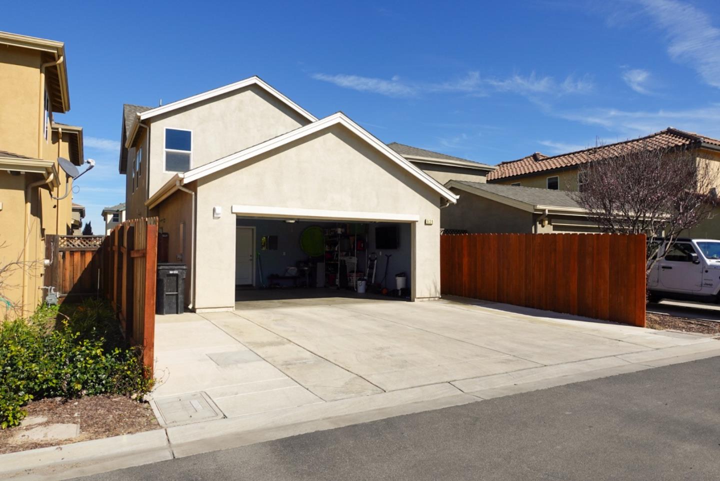 Detail Gallery Image 17 of 19 For 639 Heirloom Pl, King City,  CA 93930 - 3 Beds | 2/1 Baths