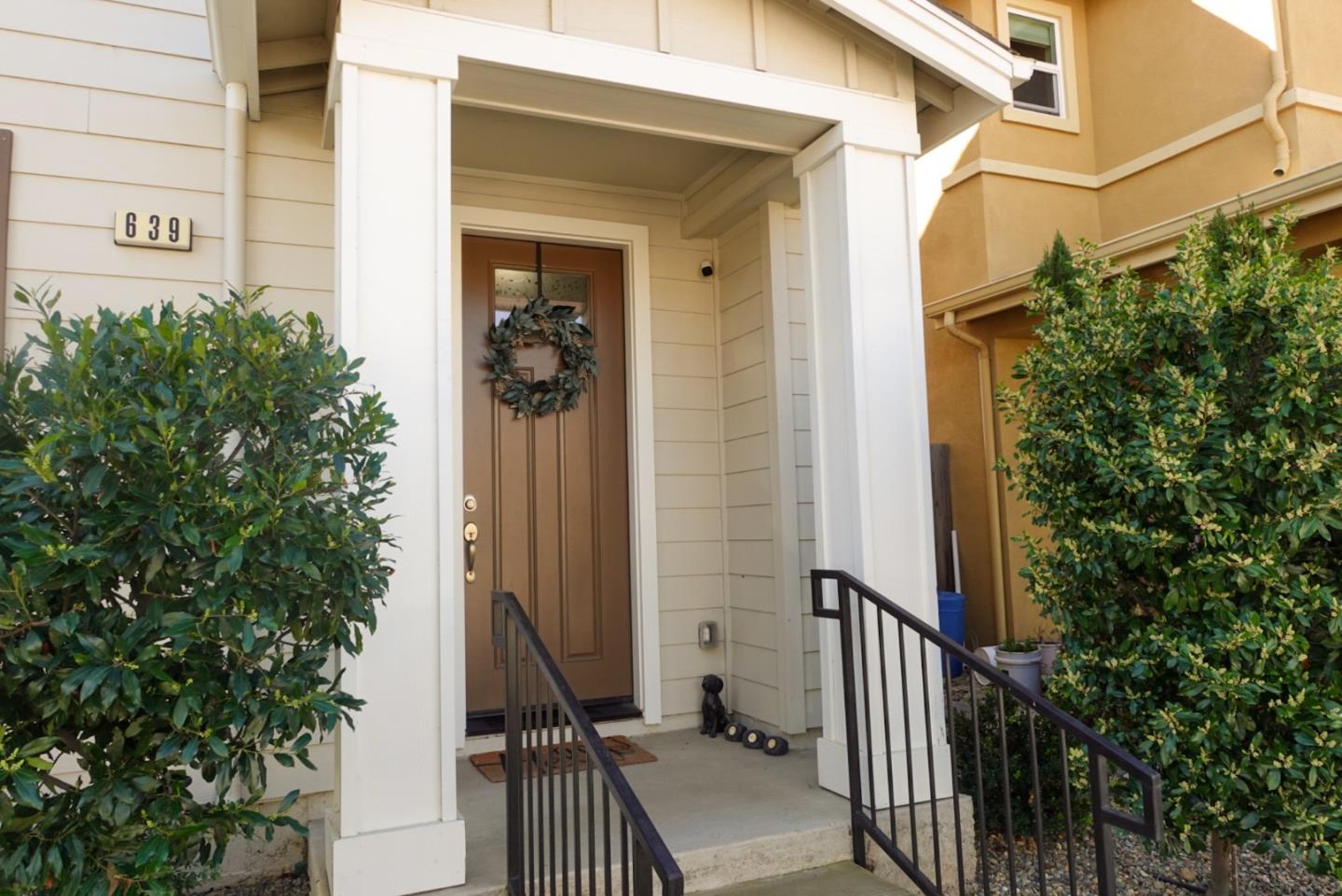 Detail Gallery Image 2 of 14 For 639 Heirloom Pl, King City,  CA 93930 - 3 Beds | 2/1 Baths