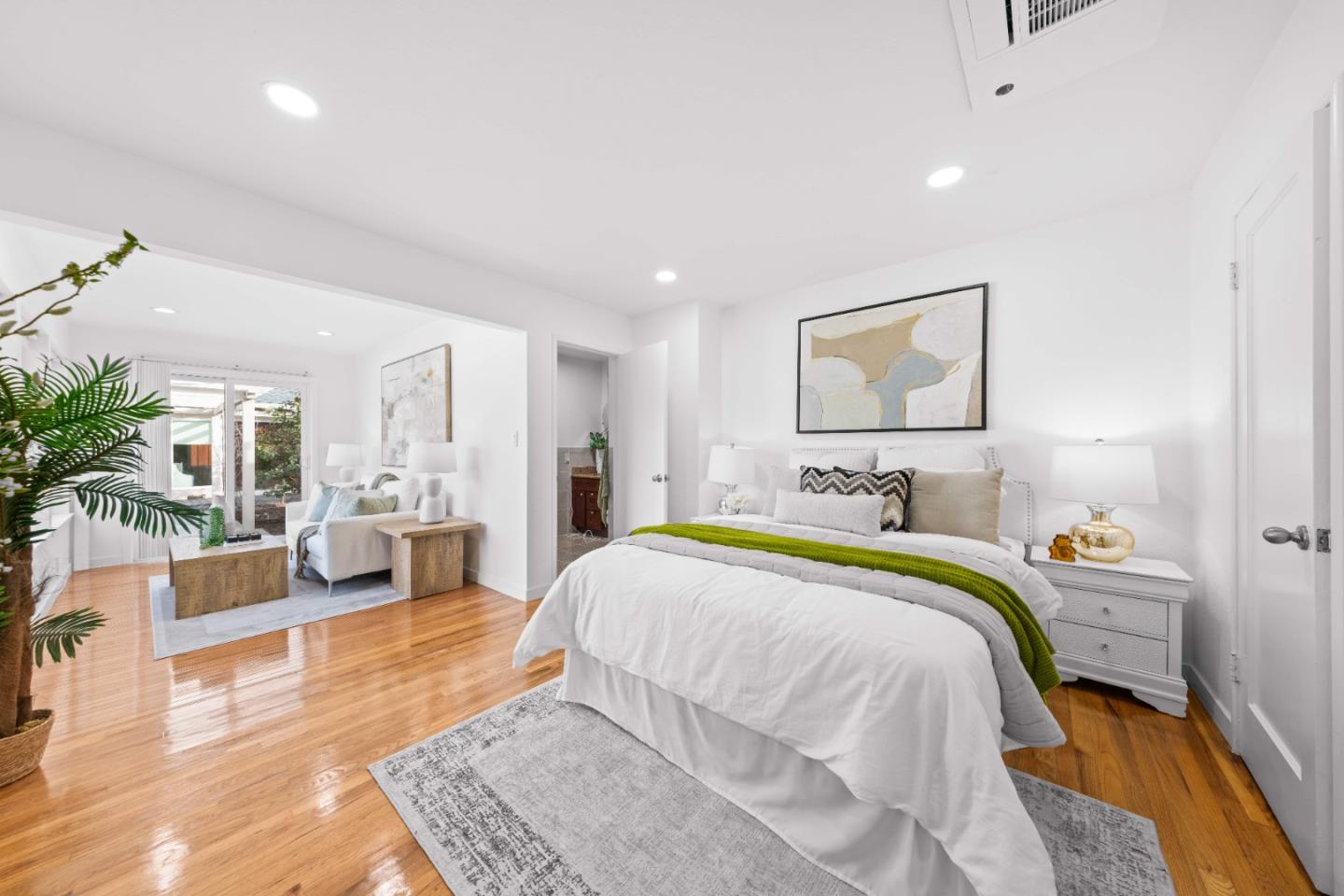 Detail Gallery Image 16 of 58 For 220 N Cypress Ave, Santa Clara,  CA 95050 - 4 Beds | 3 Baths