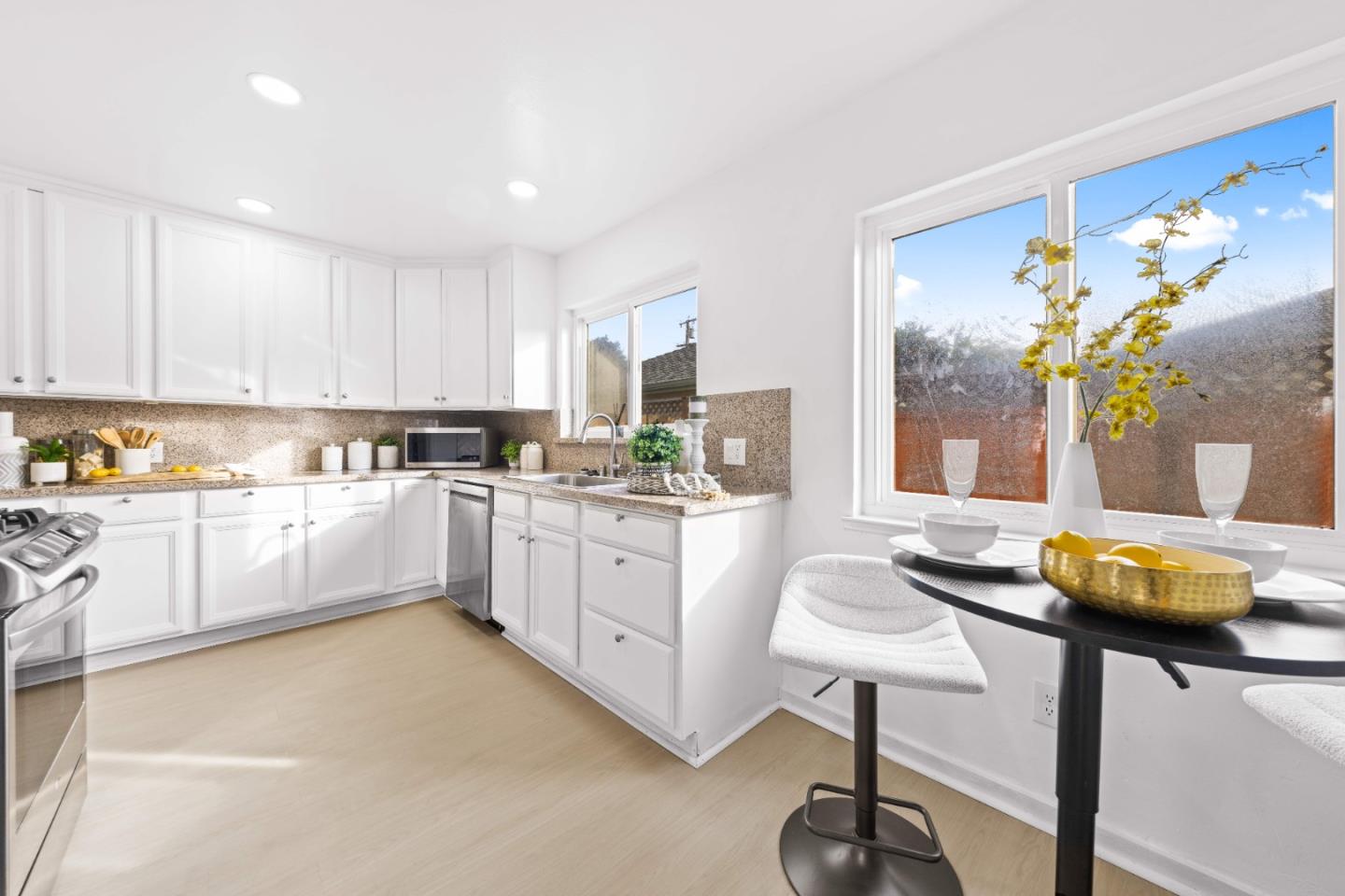 Detail Gallery Image 28 of 58 For 220 N Cypress Ave, Santa Clara,  CA 95050 - 4 Beds | 3 Baths