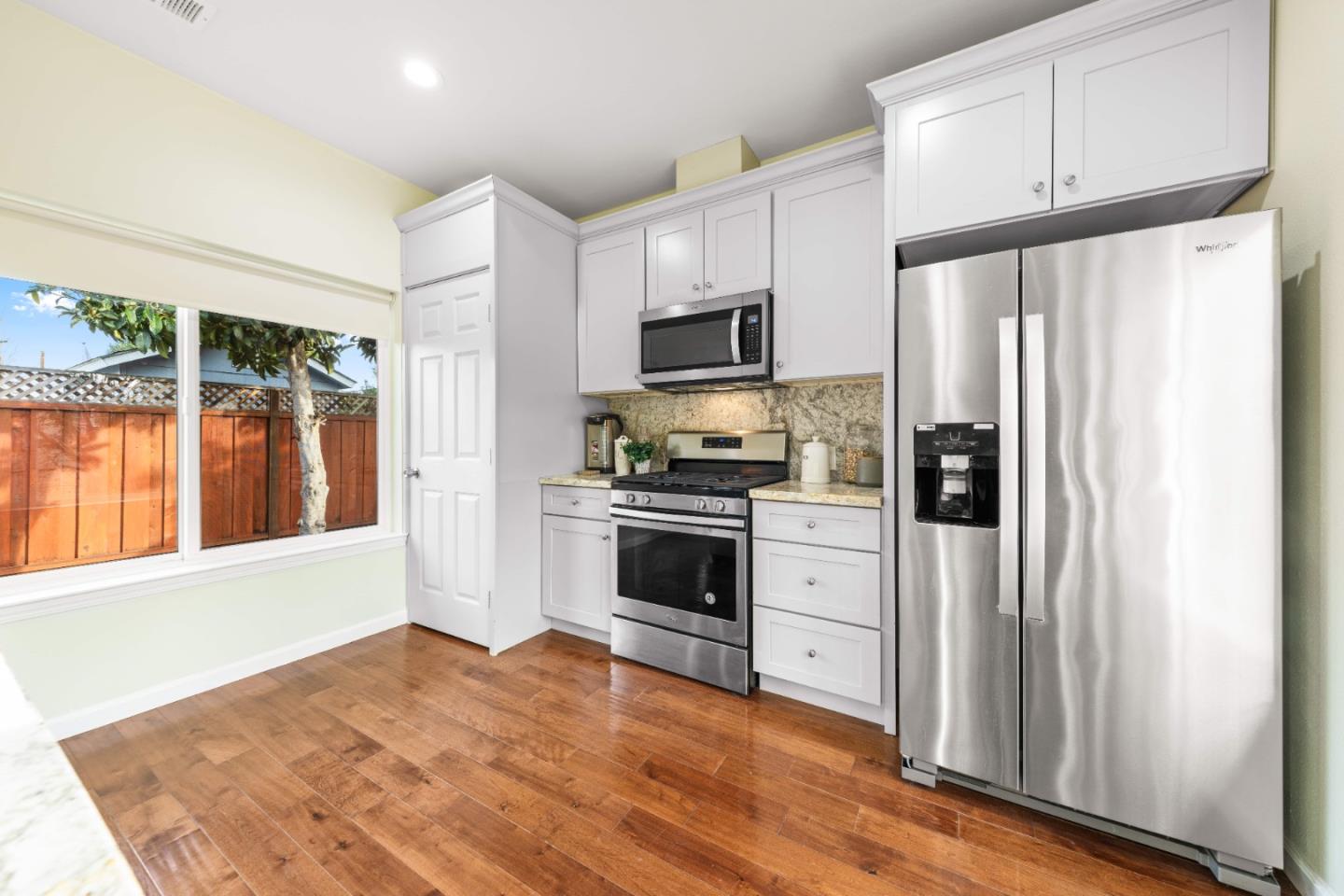 Detail Gallery Image 37 of 58 For 220 N Cypress Ave, Santa Clara,  CA 95050 - 4 Beds | 3 Baths