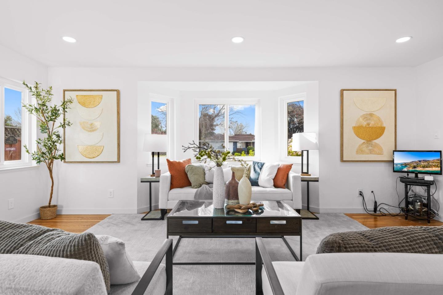 Detail Gallery Image 6 of 58 For 220 N Cypress Ave, Santa Clara,  CA 95050 - 4 Beds | 3 Baths