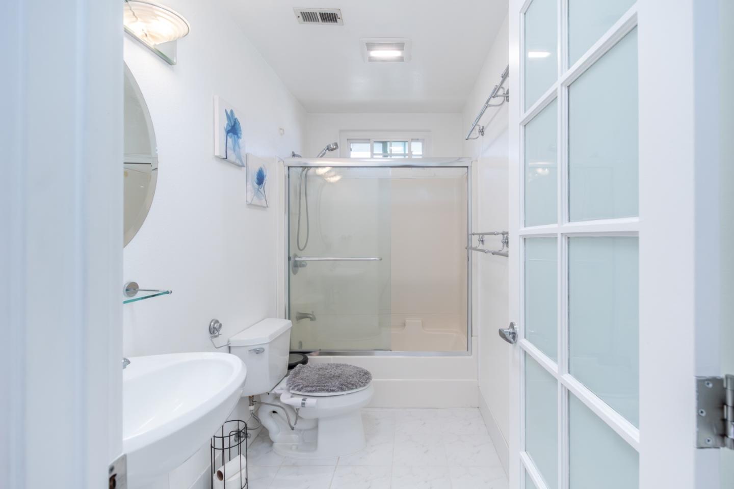 Detail Gallery Image 29 of 57 For 985 Summerfield, San Jose,  CA 95121 - 4 Beds | 2/1 Baths