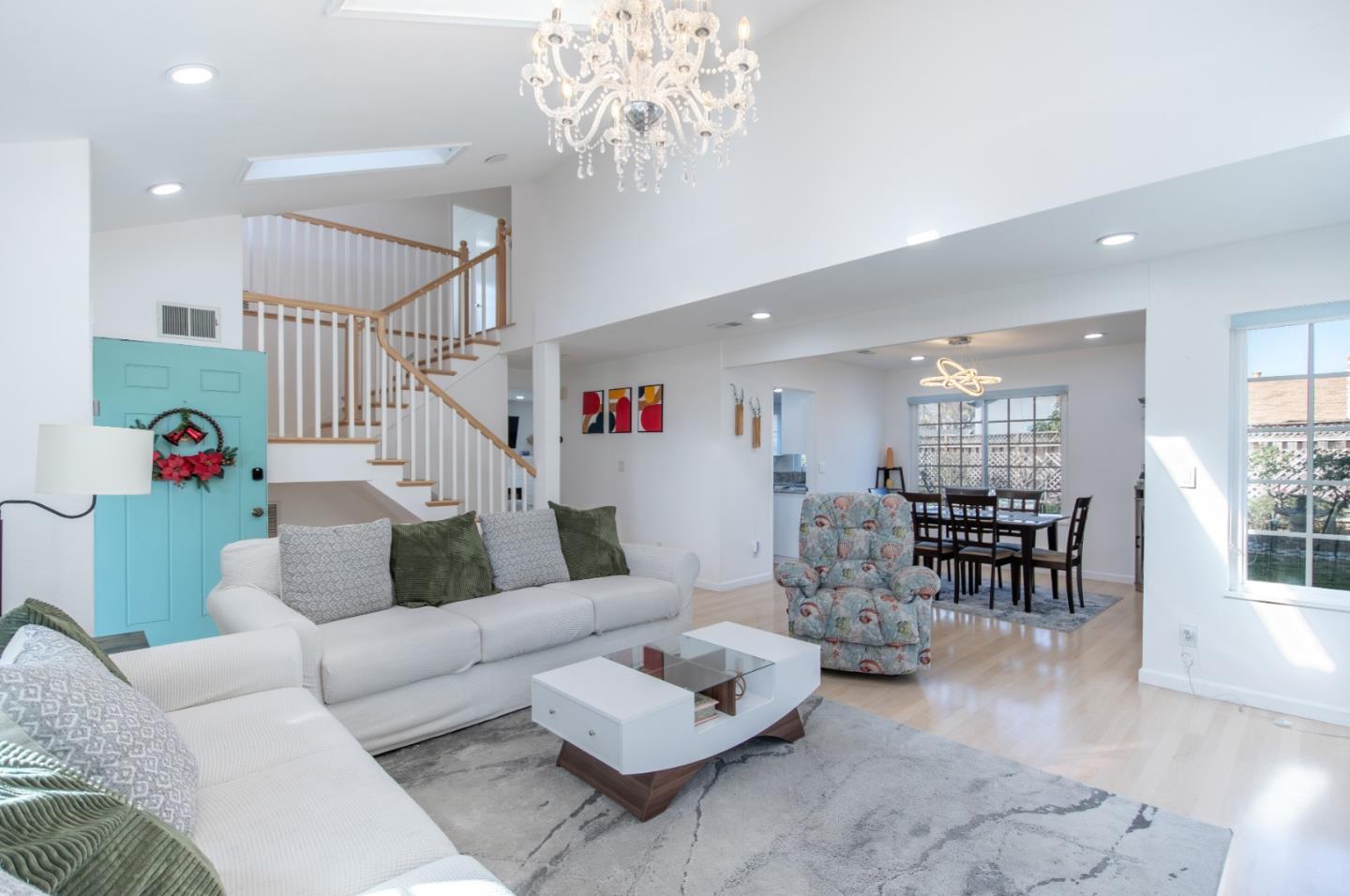 Detail Gallery Image 9 of 57 For 985 Summerfield, San Jose,  CA 95121 - 4 Beds | 2/1 Baths