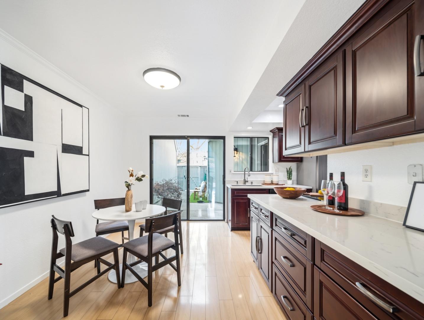 Detail Gallery Image 10 of 27 For 7518 Rosedale Ct, Pleasanton,  CA 94588 - 3 Beds | 2/1 Baths