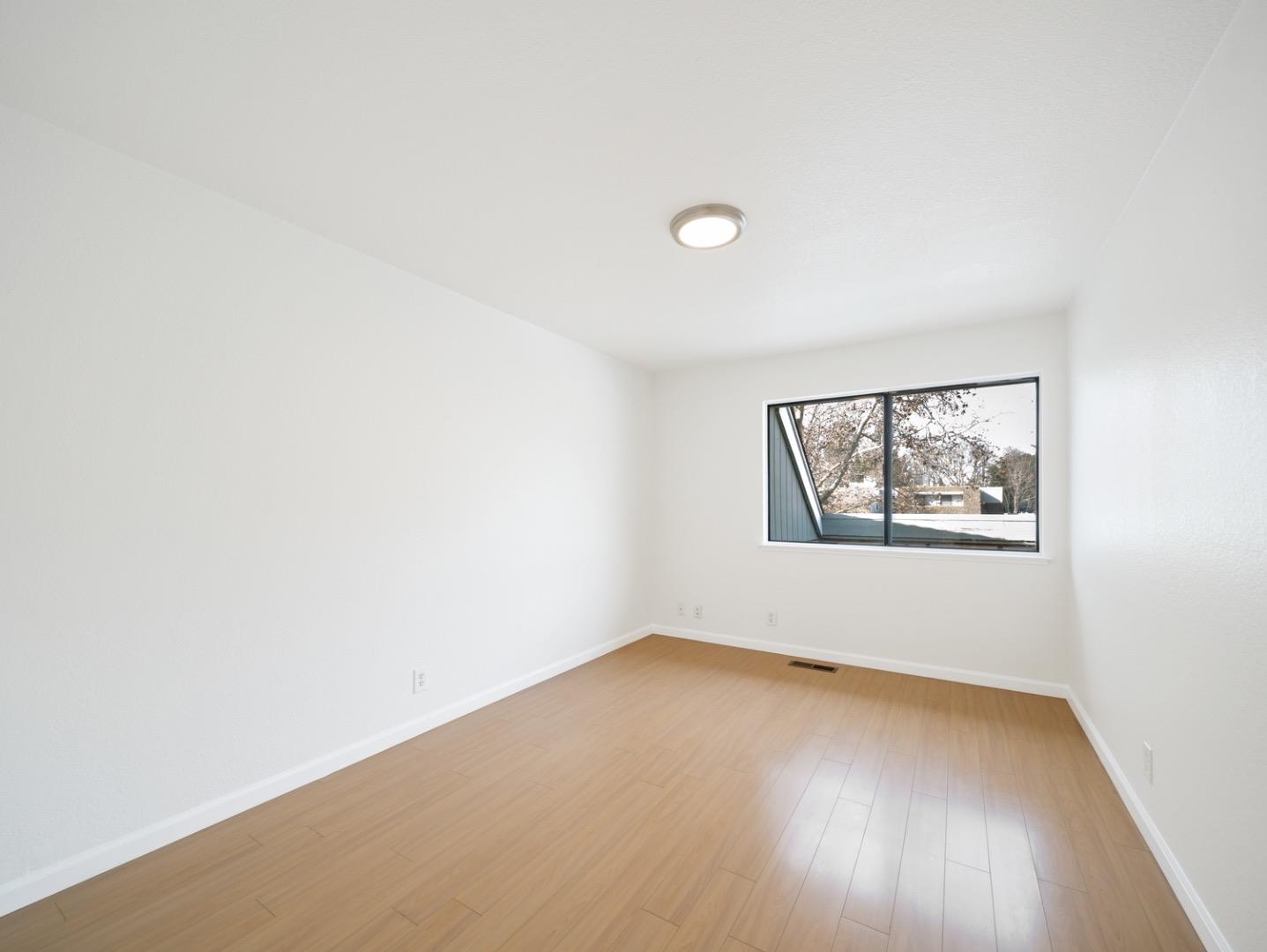 Detail Gallery Image 18 of 27 For 7518 Rosedale Ct, Pleasanton,  CA 94588 - 3 Beds | 2/1 Baths