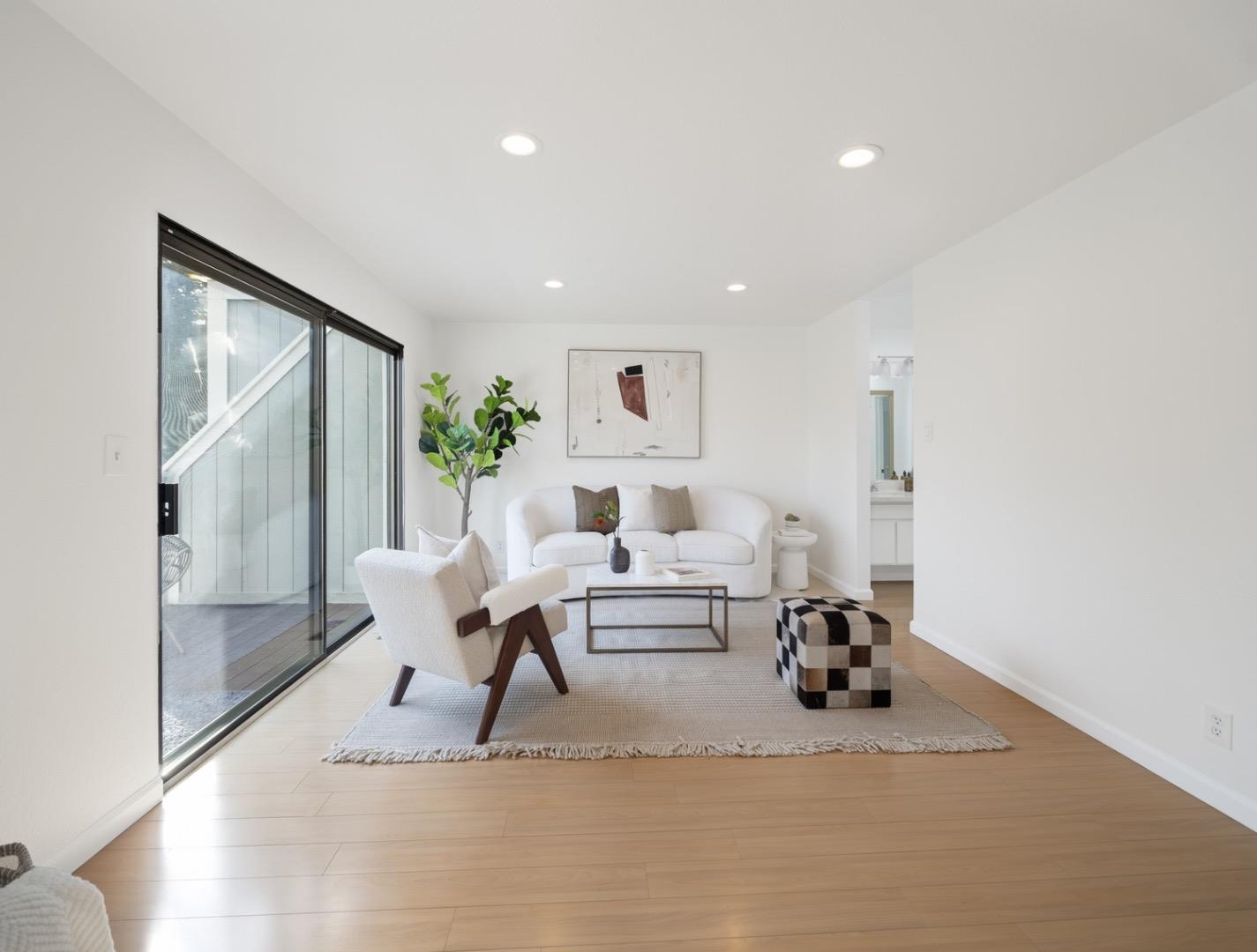 Detail Gallery Image 6 of 27 For 7518 Rosedale Ct, Pleasanton,  CA 94588 - 3 Beds | 2/1 Baths