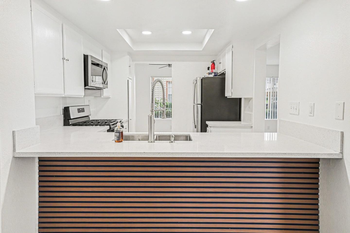 Detail Gallery Image 11 of 24 For 1447 Manzana Way, San Diego,  CA 92139 - 4 Beds | 2/1 Baths