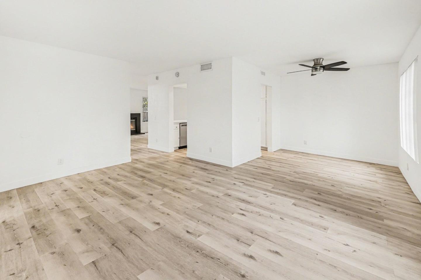 Detail Gallery Image 7 of 24 For 1447 Manzana Way, San Diego,  CA 92139 - 4 Beds | 2/1 Baths