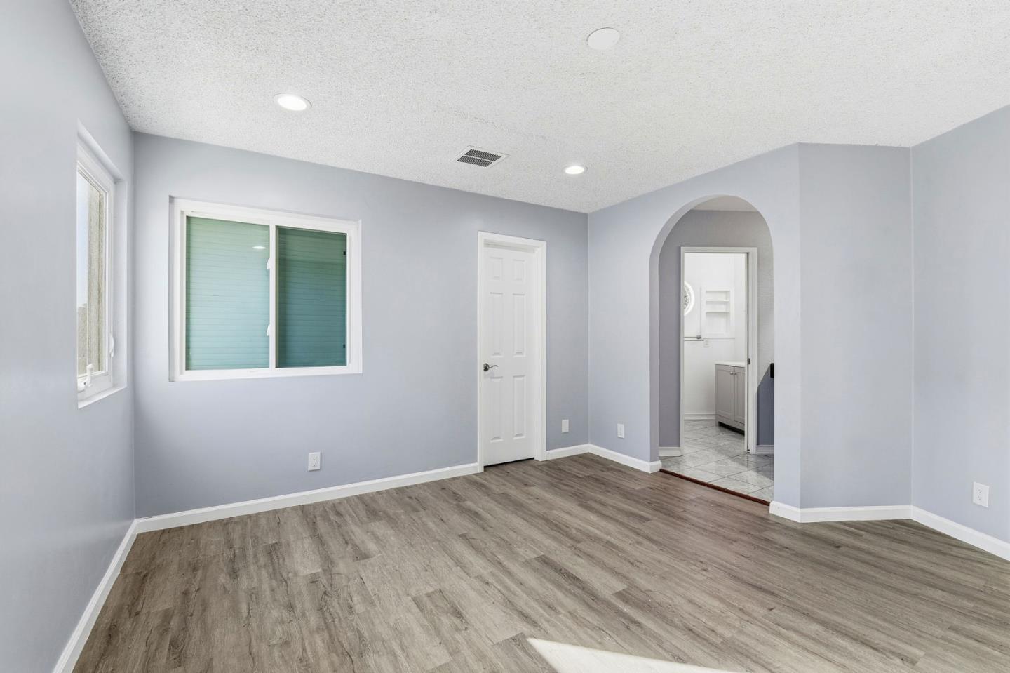 Detail Gallery Image 10 of 21 For 44648 E 17th St, Lancaster,  CA 93535 - 4 Beds | 3 Baths