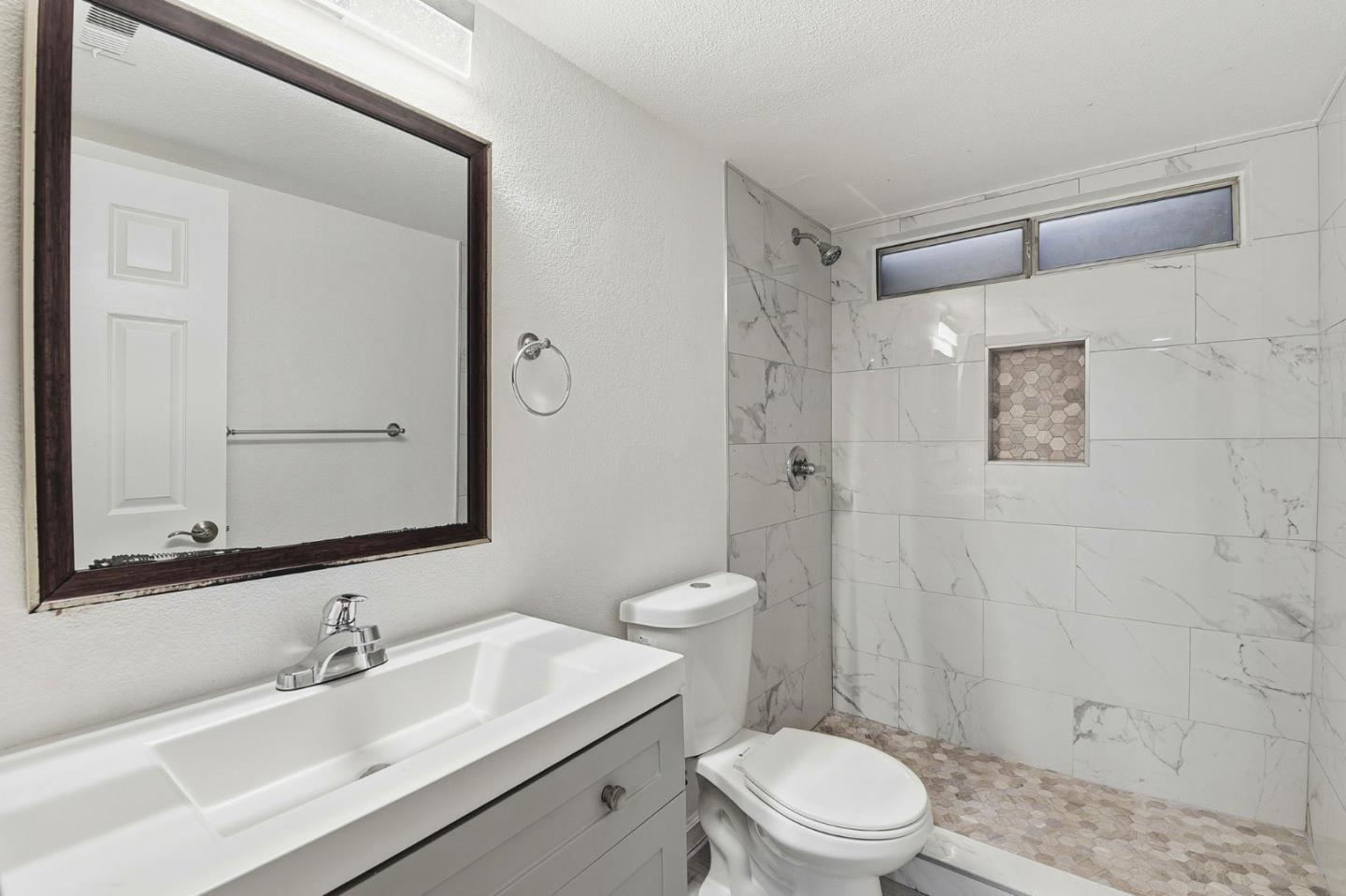 Detail Gallery Image 17 of 21 For 44648 E 17th St, Lancaster,  CA 93535 - 4 Beds | 3 Baths