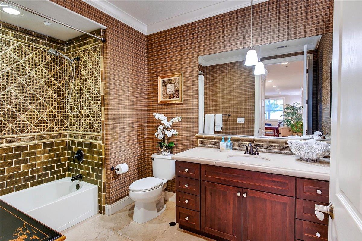 Detail Gallery Image 22 of 37 For 2881 Meridian Ave #104,  San Jose,  CA 95124 - 2 Beds | 2 Baths