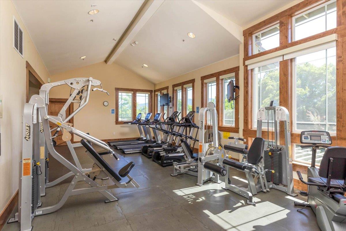 Detail Gallery Image 33 of 37 For 2881 Meridian Ave #104,  San Jose,  CA 95124 - 2 Beds | 2 Baths