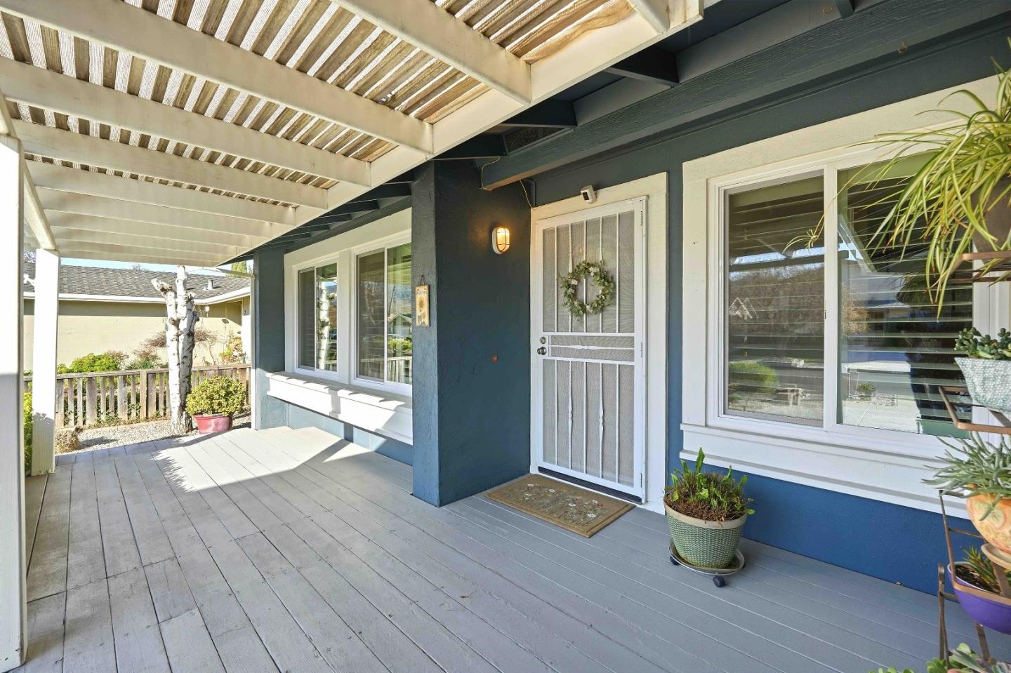 Detail Gallery Image 4 of 30 For 925 Blake Ct, Gilroy,  CA 95020 - 3 Beds | 2 Baths