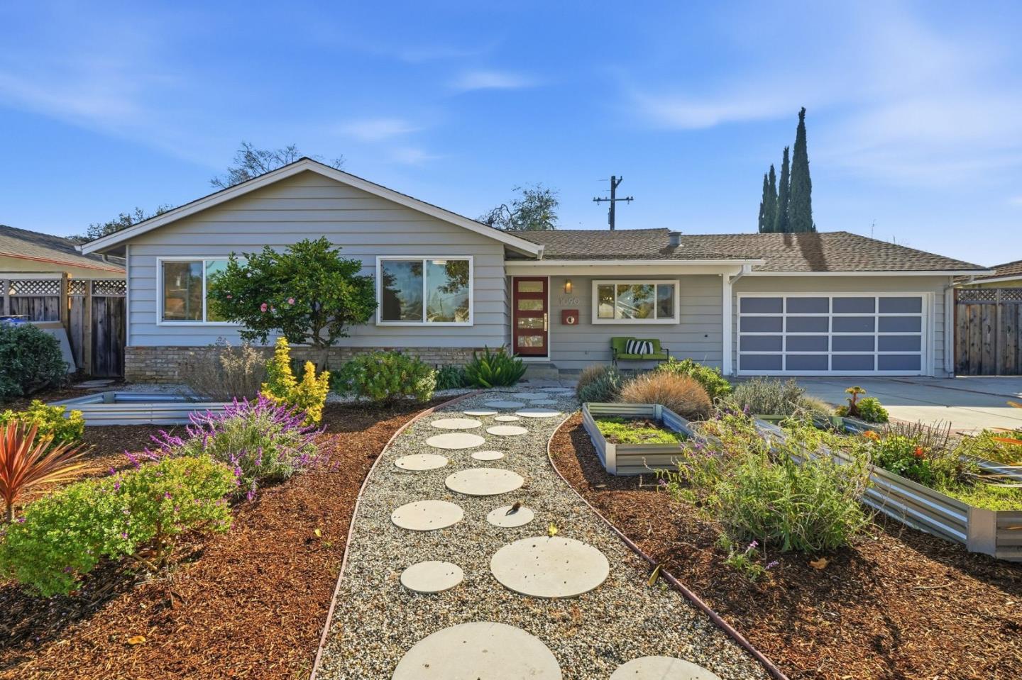 Front Image Thumbnail for ML82033666