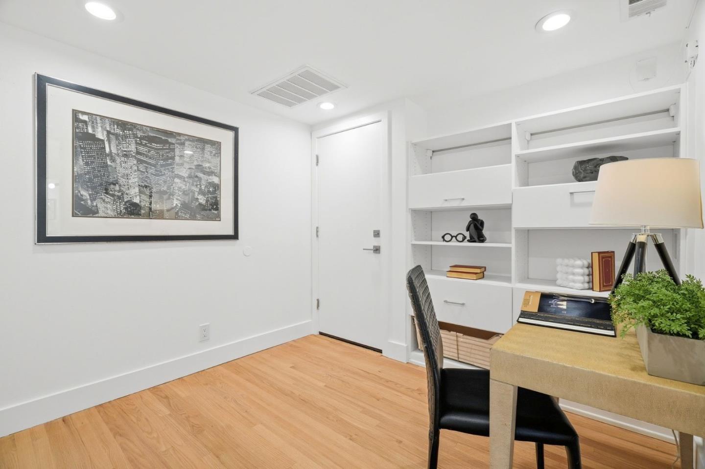 Detail Gallery Image 20 of 41 For 1090 Butte Ct, Sunnyvale,  CA 94087 - 3 Beds | 2 Baths