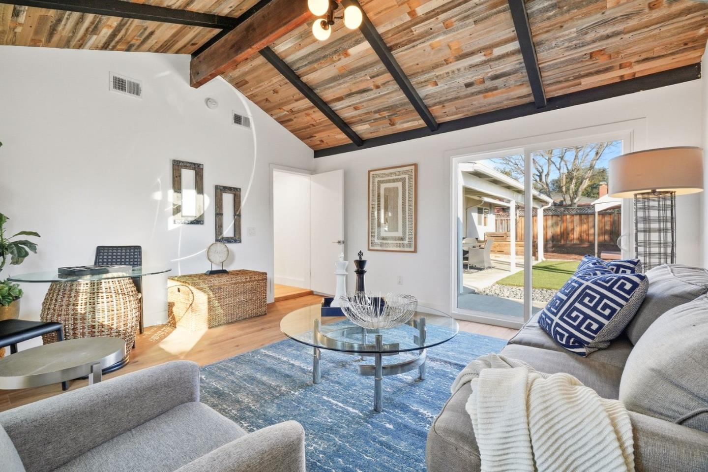 Detail Gallery Image 22 of 41 For 1090 Butte Ct, Sunnyvale,  CA 94087 - 3 Beds | 2 Baths