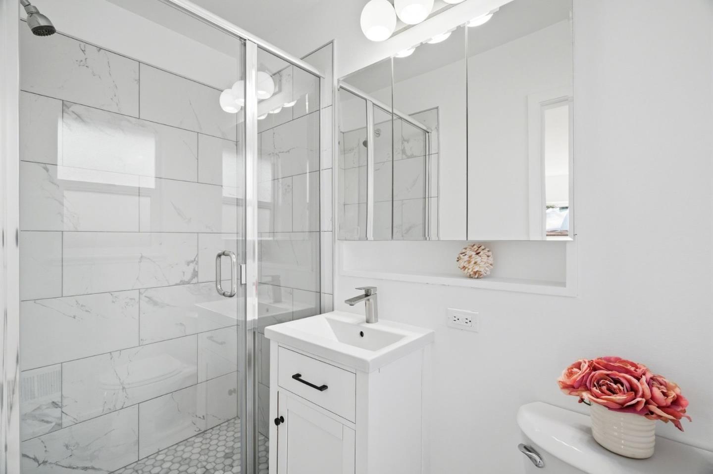 Detail Gallery Image 26 of 41 For 1090 Butte Ct, Sunnyvale,  CA 94087 - 3 Beds | 2 Baths